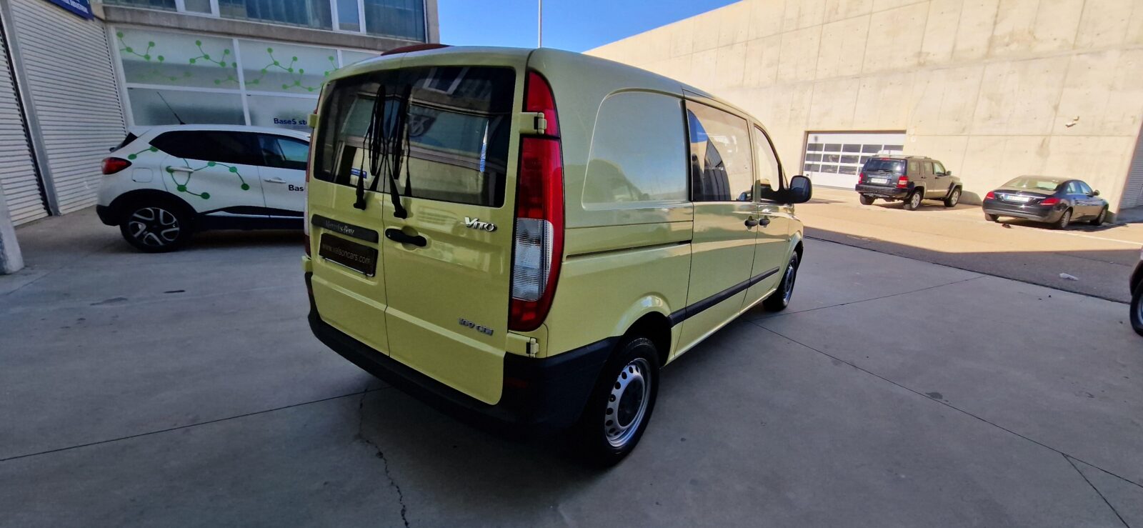 MERCEDES-BENZ Vito 109 furgon
