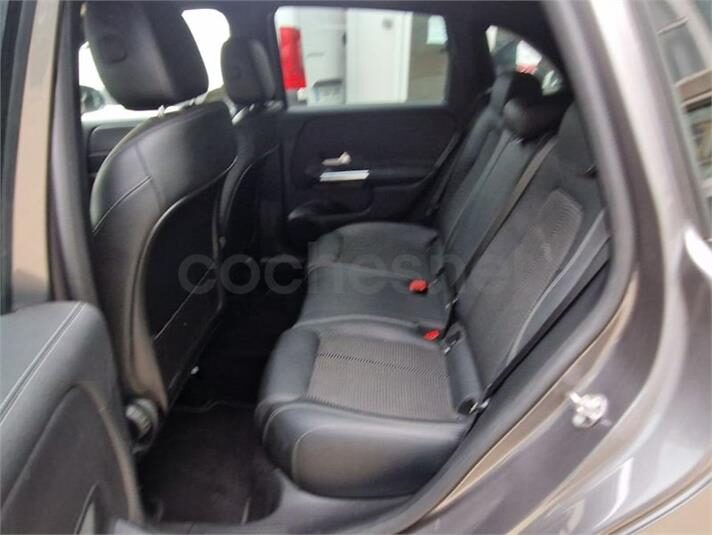 MERCEDES-BENZ Clase B 180 d