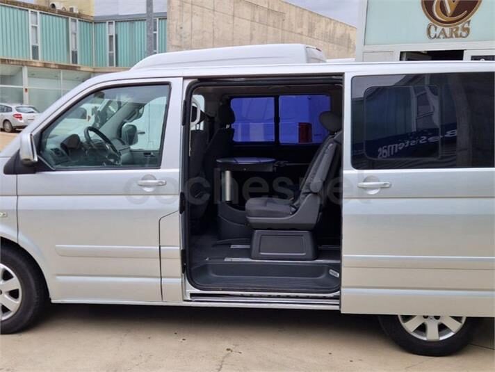 VOLKSWAGEN Multivan 2.5TDI COMFORTLINE