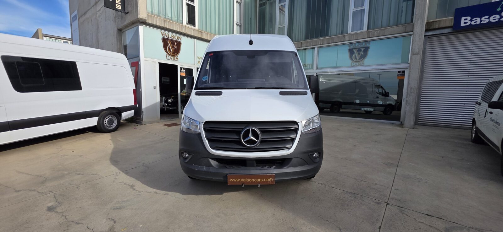 MERCEDES-BENZ Sprinter 316 L3 H2