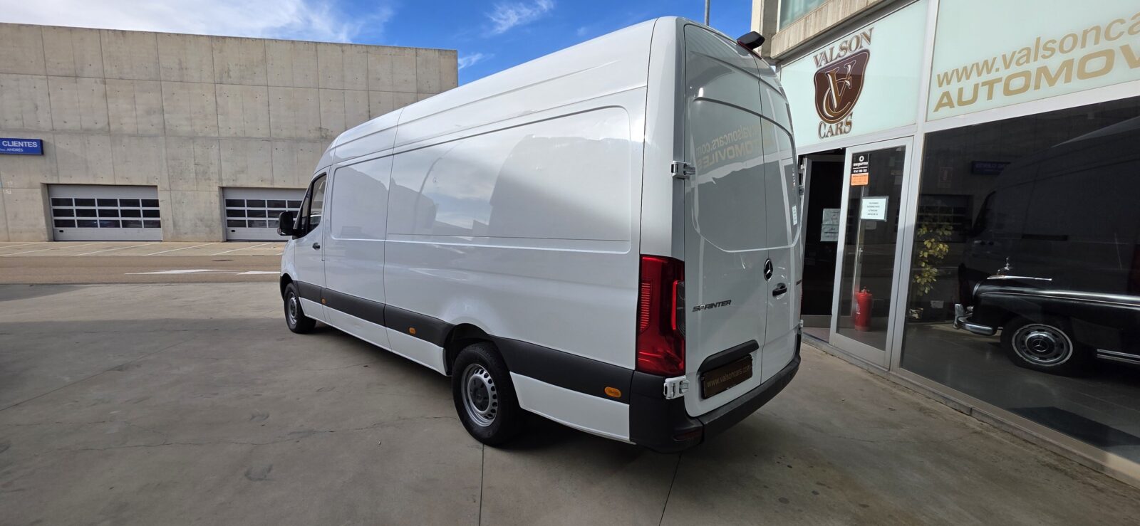 MERCEDES-BENZ Sprinter 316 L3 H2