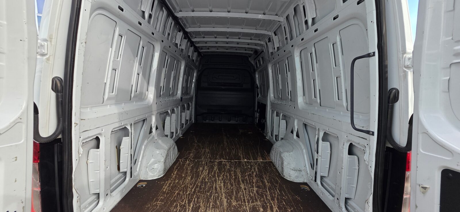 MERCEDES-BENZ Sprinter 316 L3 H2