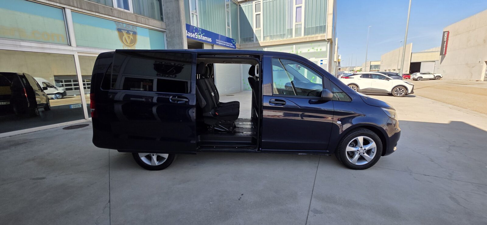 MERCEDES-BENZ Vito 114 TOURER 7G