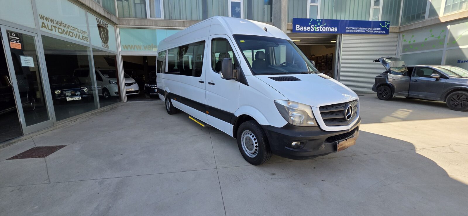 MERCEDES-BENZ Sprinter TOURER L3 H2 