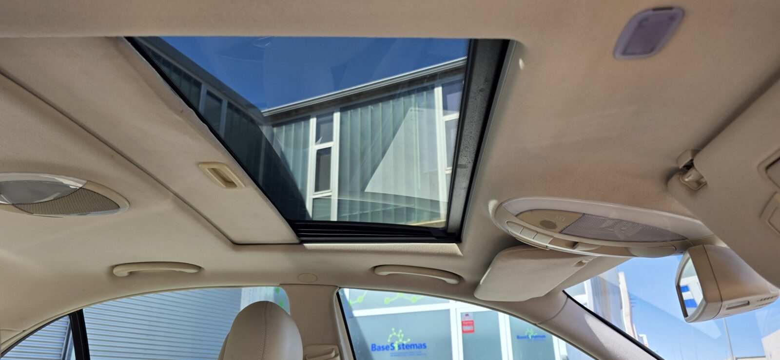 MERCEDES-BENZ E 320 CDI