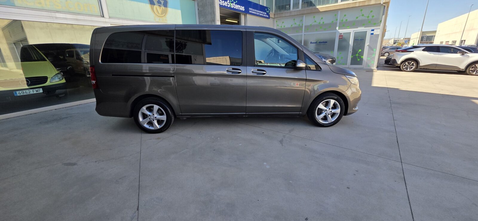 MERCEDES-BENZ Clase V 250 CDI 7G AVANGARDE