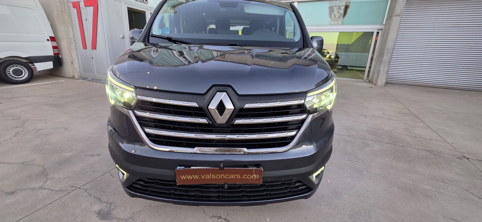 RENAULT TRAFIC SPACECLASS
