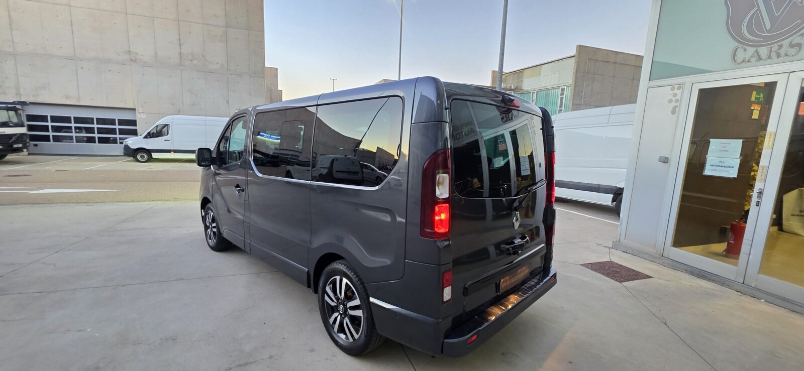 RENAULT TRAFIC SPACECLASS